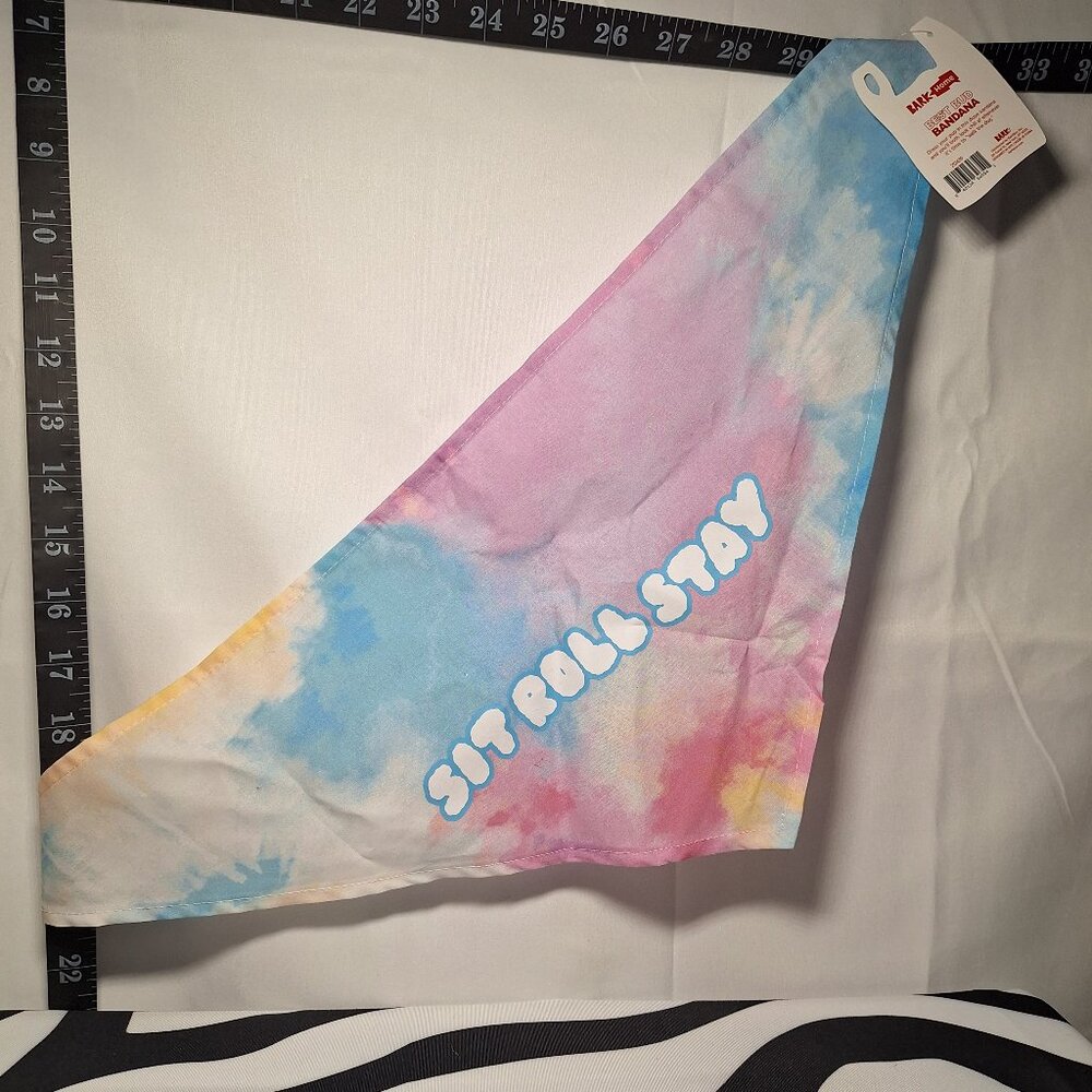NWT Bark Best Bud Bandana S-M